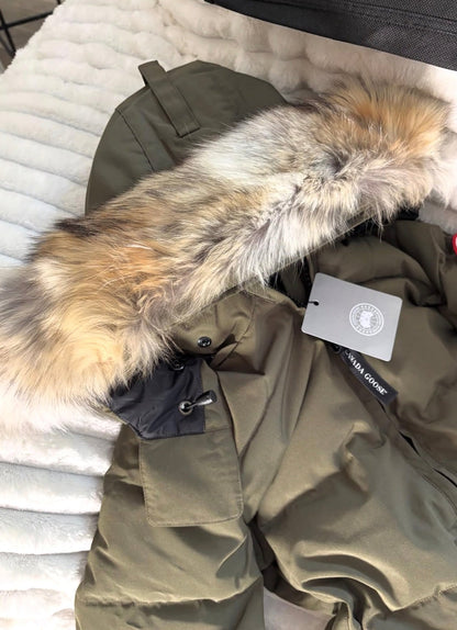 CANADA GOOSE SNATCHABLE COAT OLIVE