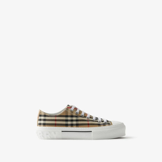 BURBERRY SNEAKERS