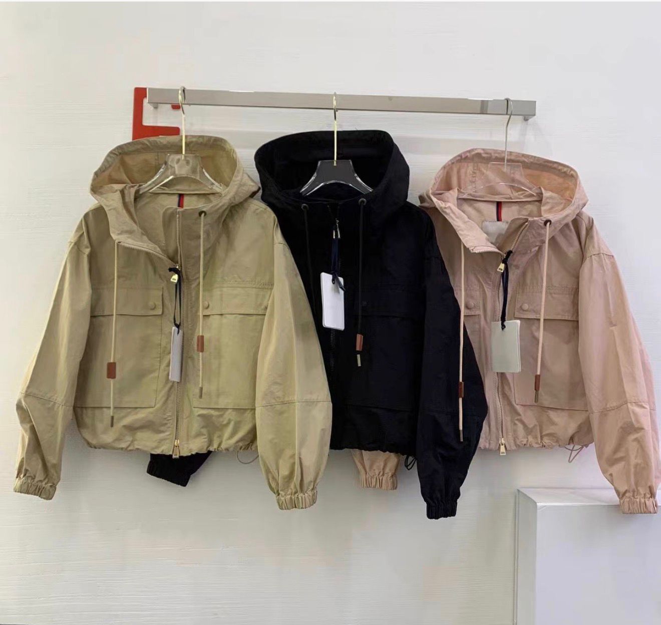 Selected Variant Image