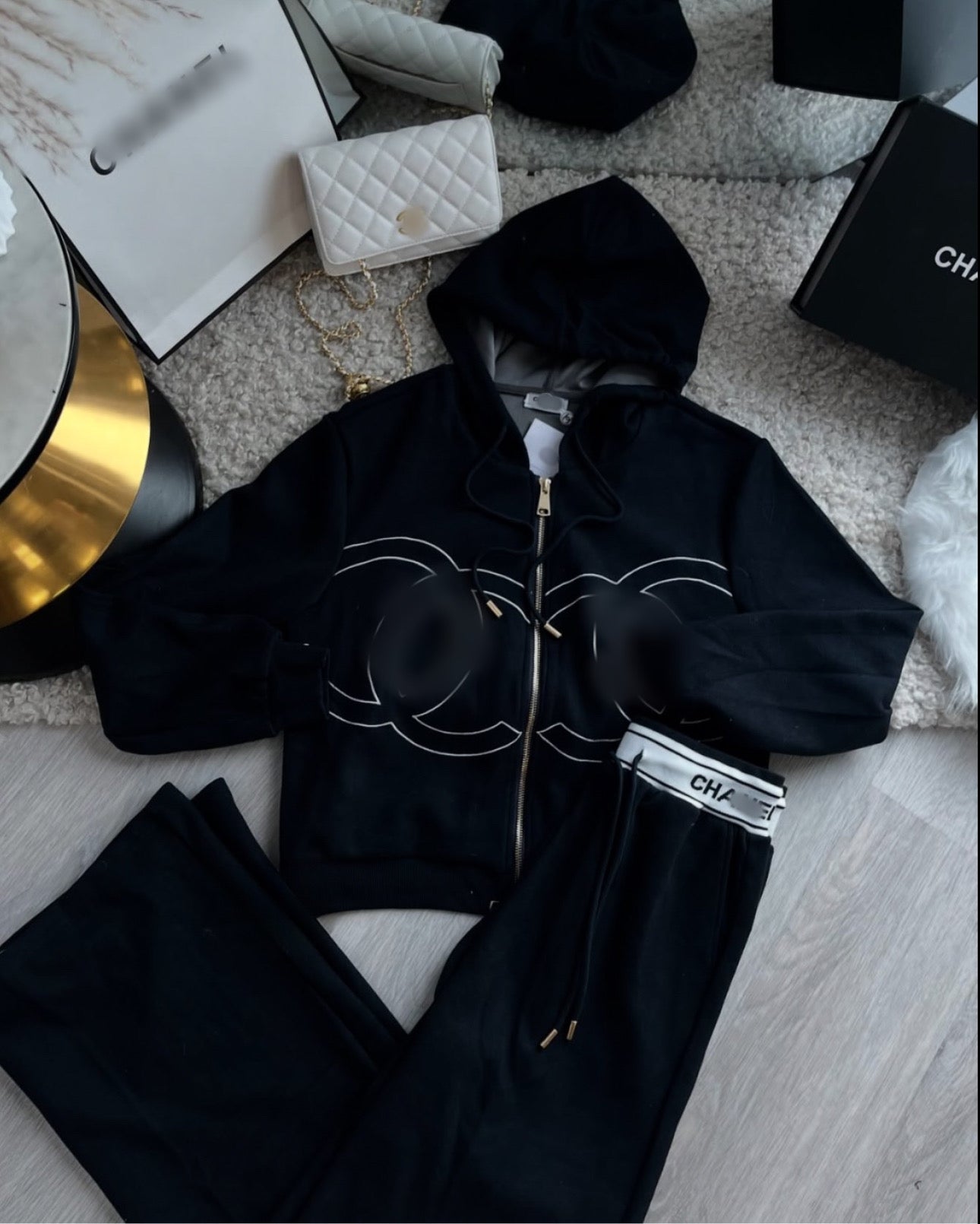 Selected Variant Image